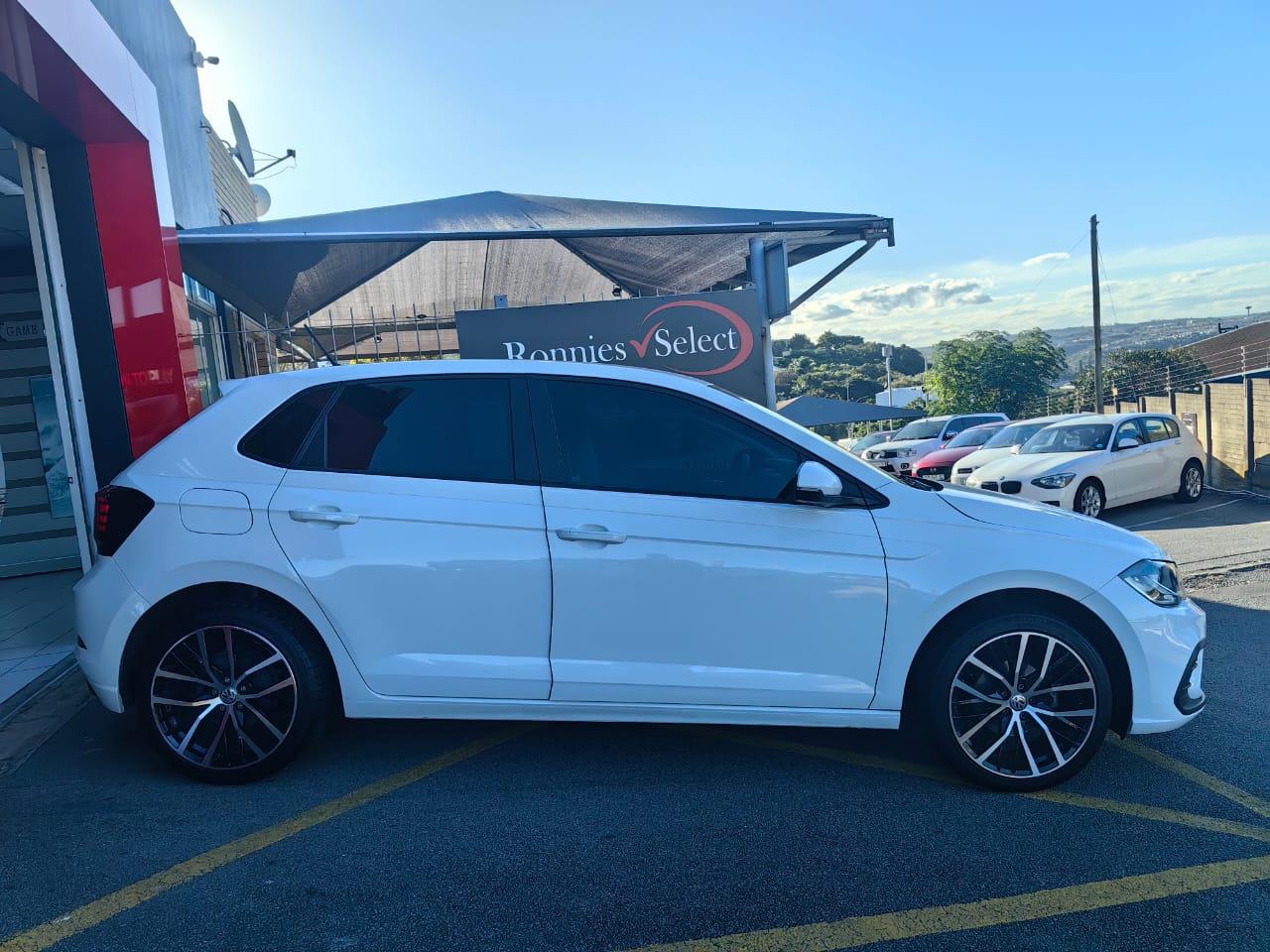 2022 Volkswagen Polo Hatch 1.0TSI 70kW Life - Image 5